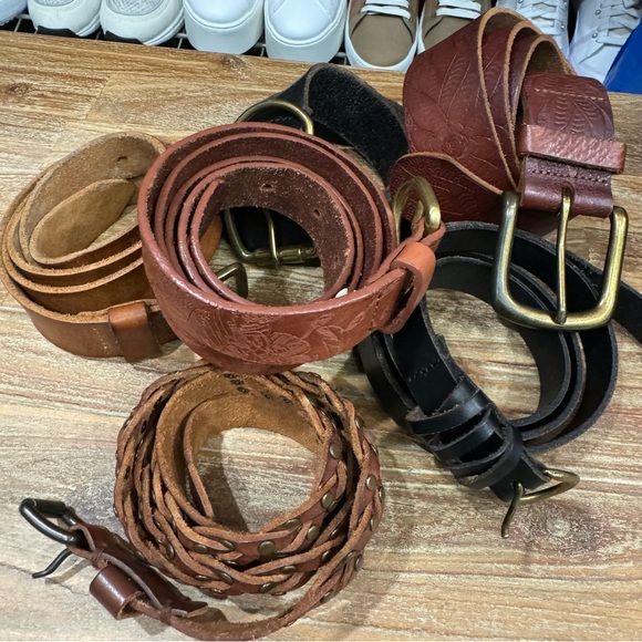 Bundle of Leather Belts: SIZE L - Picture 9 of 9